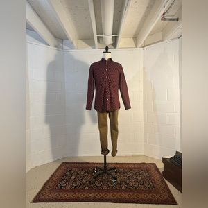 Medium Banana Republic Factory Stretch Soft Wash Slim Fit Button Down in Maroon